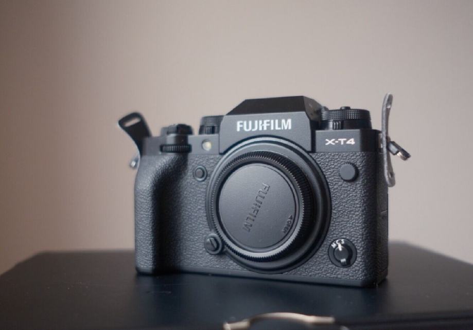 Fujifilm X-H1 + Grip + Objectif 18-55mm F/2.8 – Boîtier Hybride 24,3 MP, Occasion