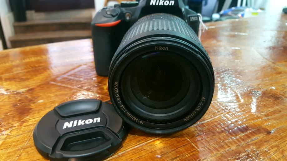 Fotoaparat Nikon D5600 + objektiv 18-140mm DX VR