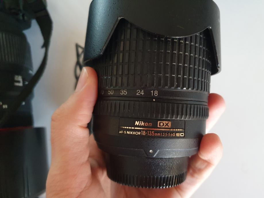 Nikon D80 + Zoom Nikkor 18-300 Mm F/3,5-5,6 – Pack Comme Neuf