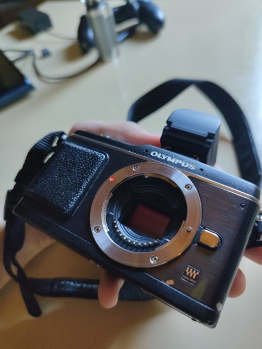 Olympus EP2, VF2 viewfinder