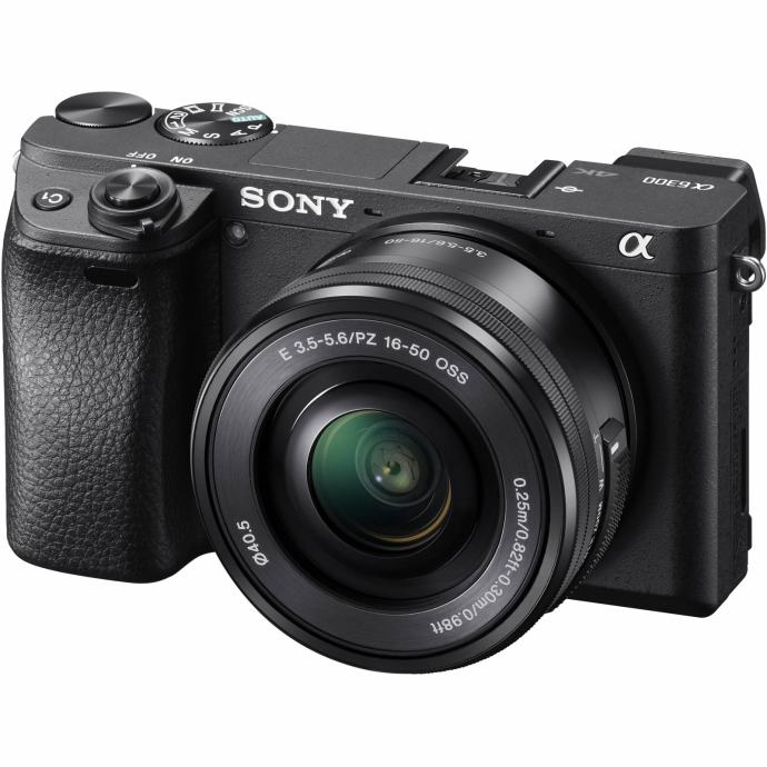Sony a6300 + kit objektiv 16-50mm + dodatna oprema