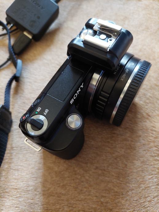 Sony NEX F3 mirrorless fotoaparat