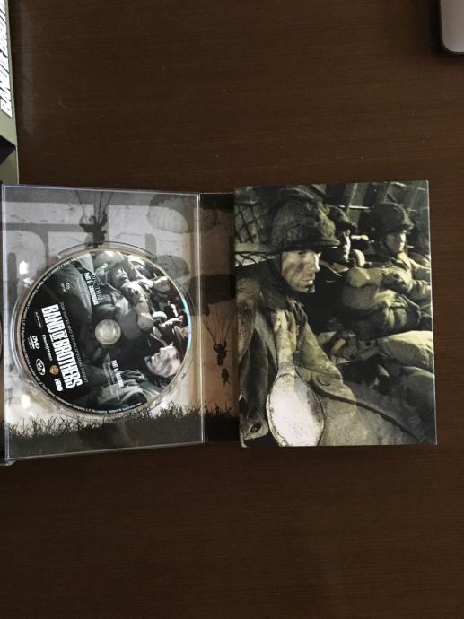 BAND OF BROTHERS DVD BOX SET