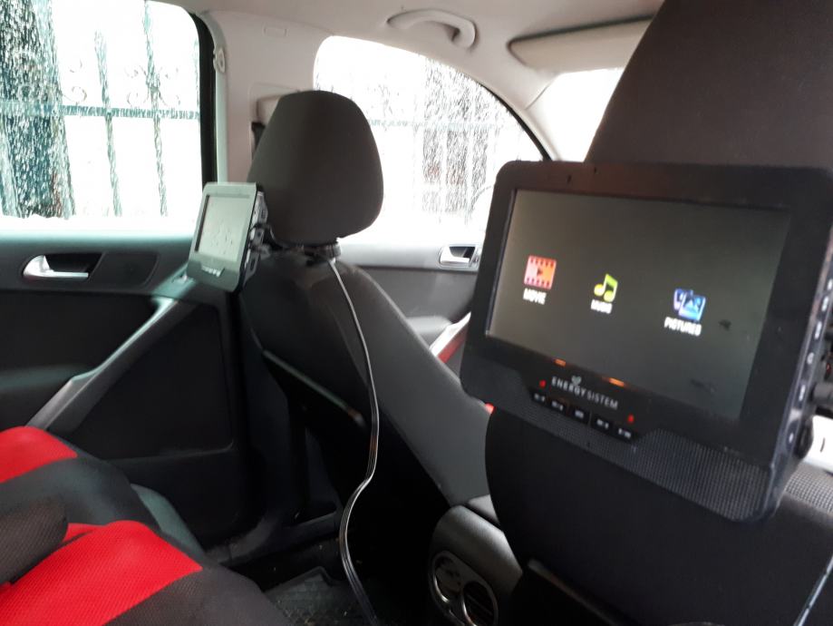 AUTO DVD PLAYER ZA DJECU