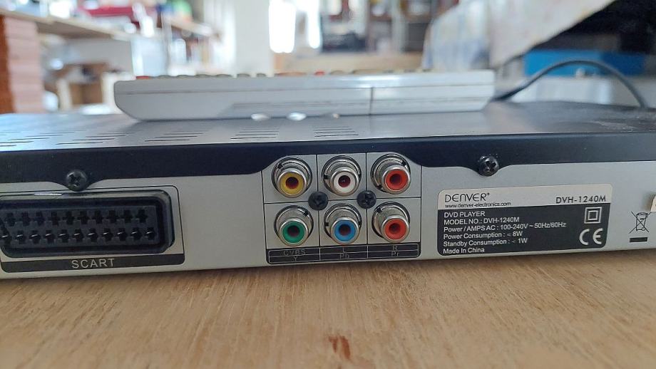 DVD player sa HDMI