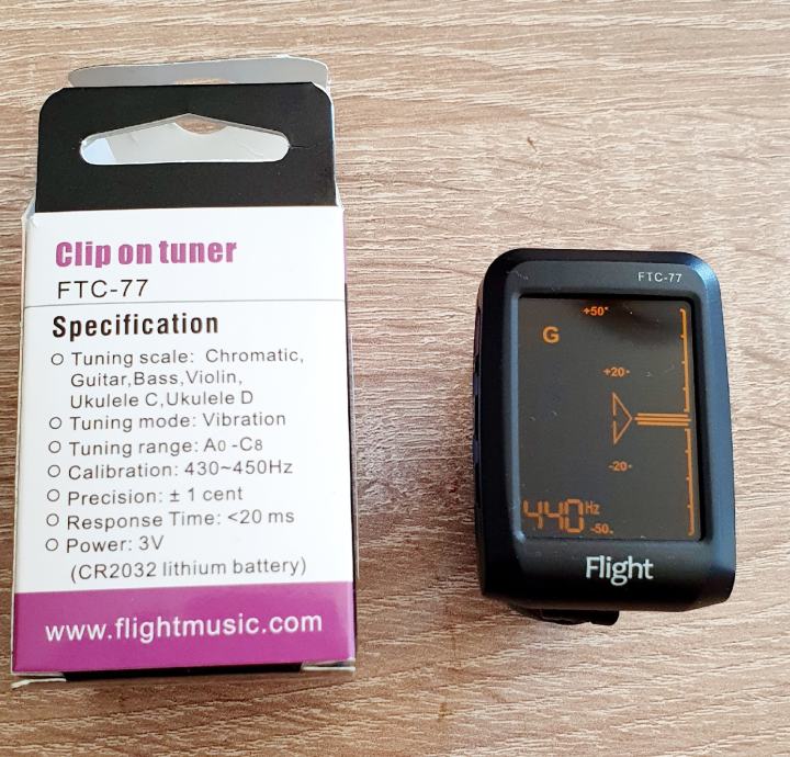 Električna gitara Flight sa torbom i priborom