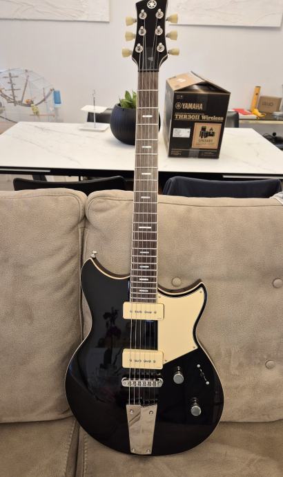 Električna gitara Yamaha Revstar RSS02T