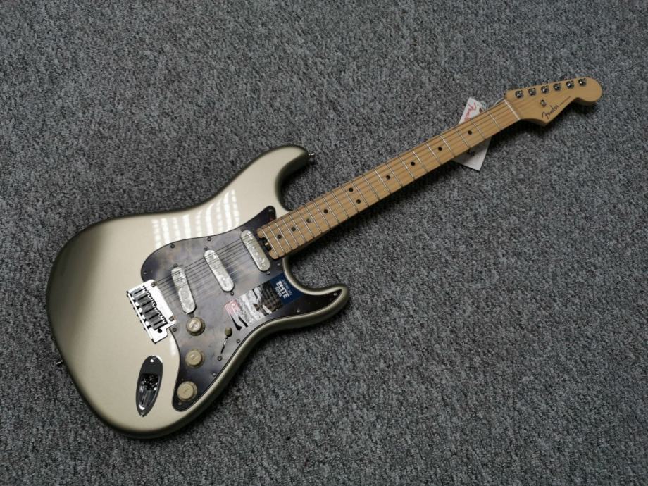 Fender American Elite Stratocaster MN Champagne