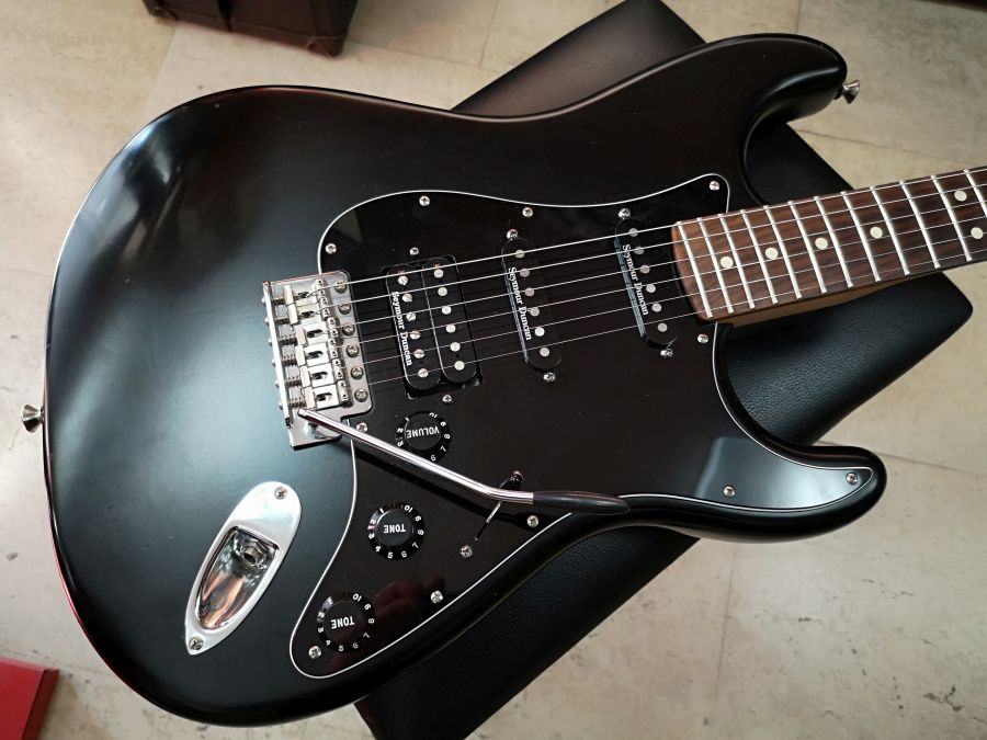 Fender Highway One stratocaster Seymour Duncan upgraded