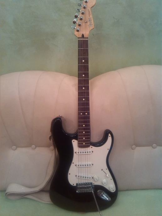 Fender Stratocaster by mexico