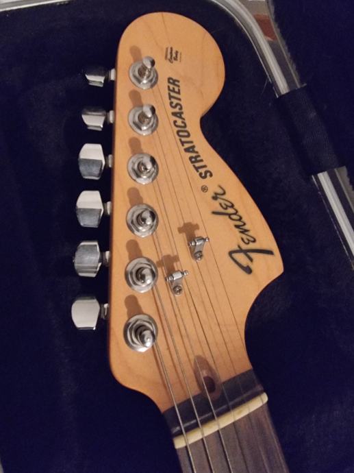 Fender Stratocaster highway one