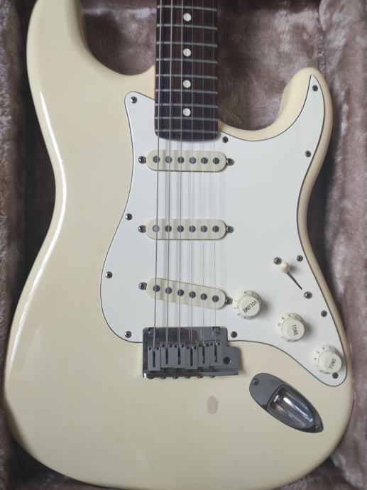 Fender Stratocaster USA 1987. god.