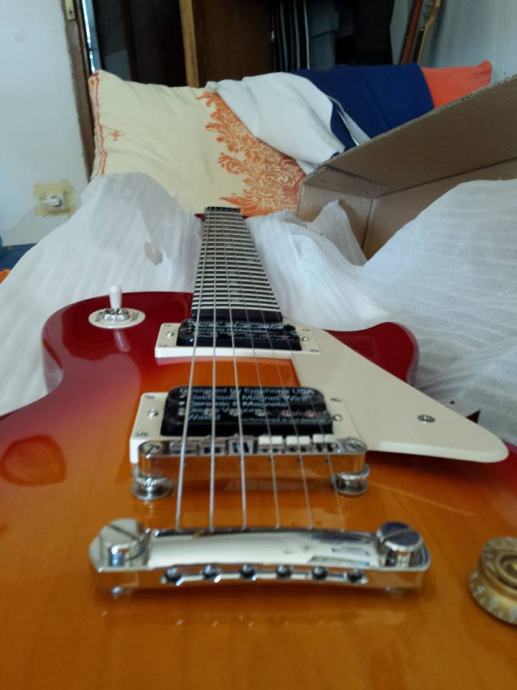Gibson EP Les Paul 100 model, HITNO - 1100 kn