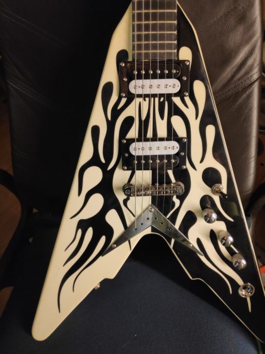 Harley Benton Flying V Victory Flame