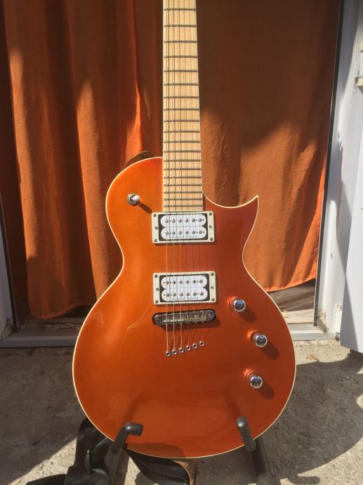 Kramer Assault Plus Les Paul oblik