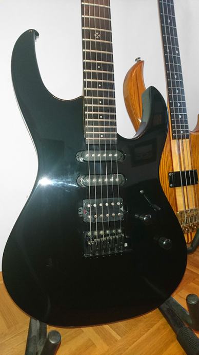LAG Arkane A66  (*cijena nije fiksna) super-strat HSS gitara