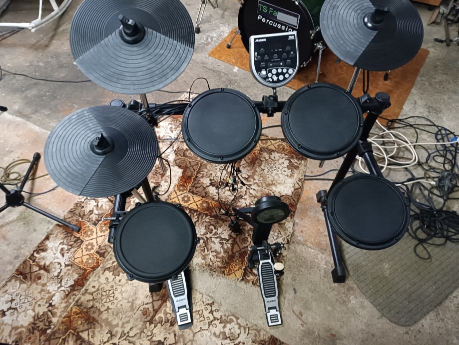 Alesis DM6 drum module elektronski bubnjevi