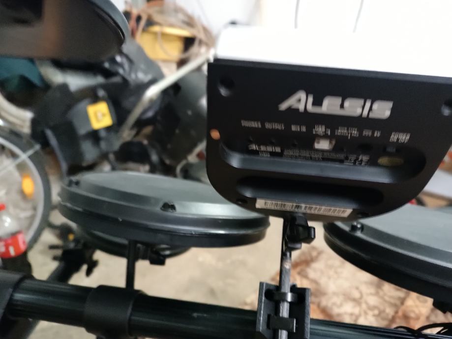 Alesis DM6 drum module elektronski bubnjevi