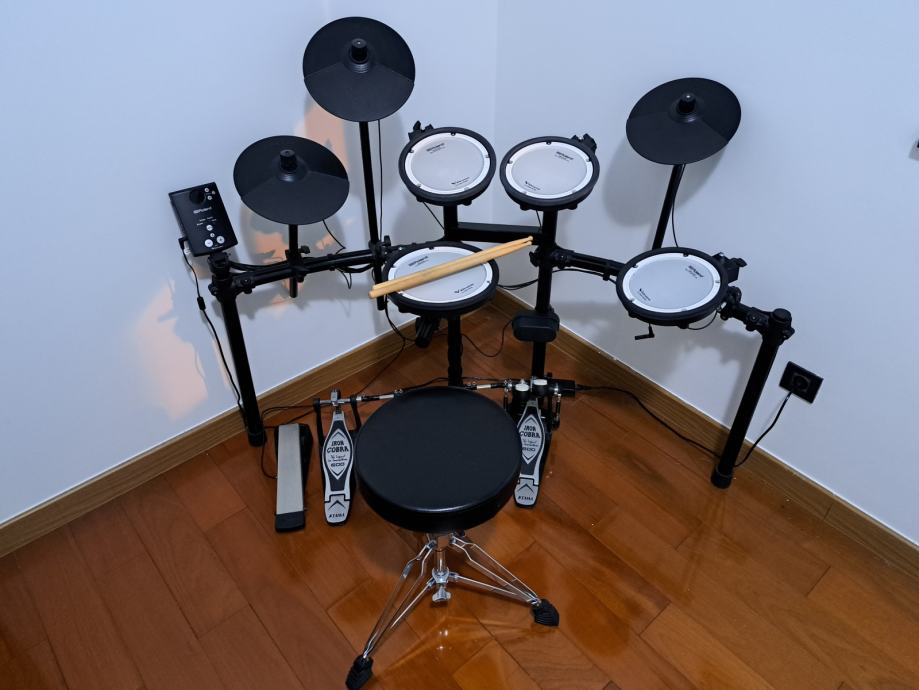 Roland TD1DMK Vdrums elektronski bubnjevi