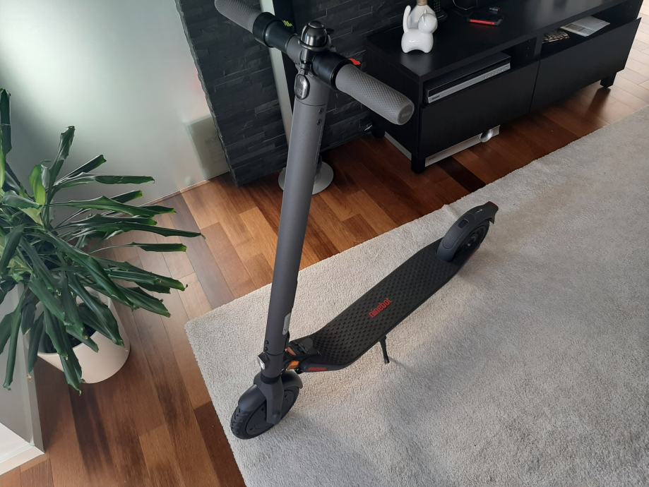 Segway Ninebot kickscooter E25E