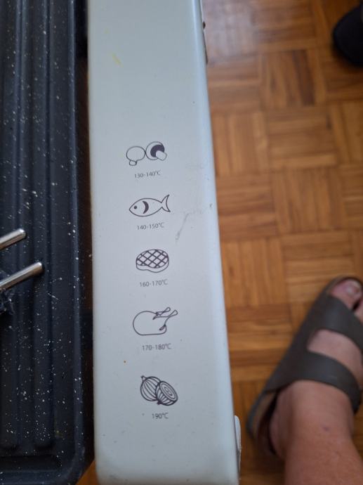 ELEKTRIČNI GRILL DELIMANO PERLA