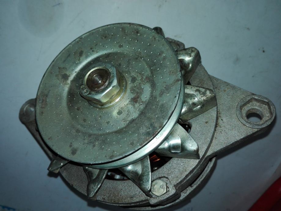 ALTERNATOR ZA TRAKTOR IMT 533/9 TD 73eur VOLAN HIDR KPL IMT 533/9