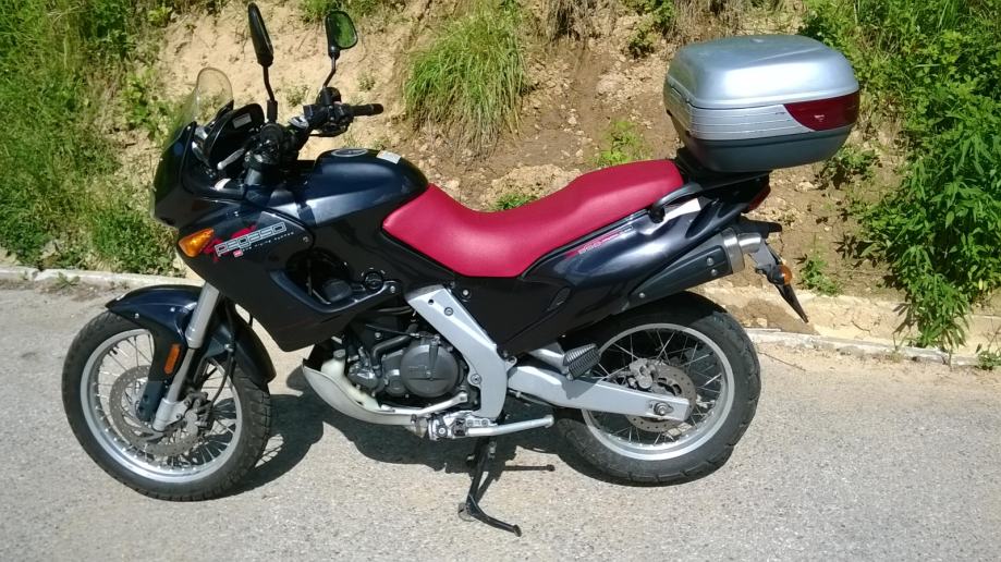 GIVI D237S Smoked Fairing For Aprilia Pegaso 650 Cube 1997-2000