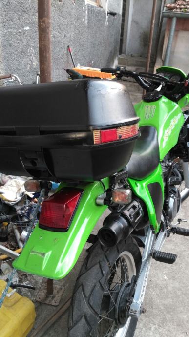 Pignon De Boîte Pour Kawasaki KLR 600 (1984-1986) - Pièce D'occasion