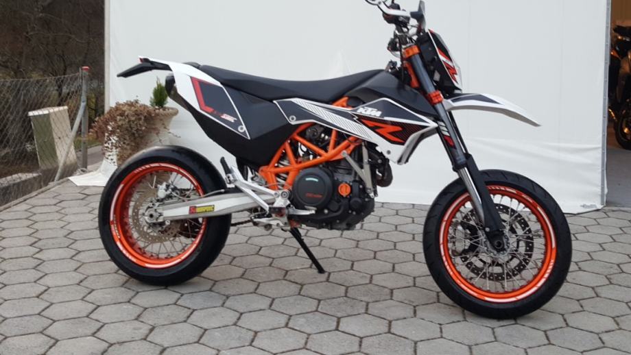 KTM 690 SMC R 2010 God KTM 690 SMC R 2010 God