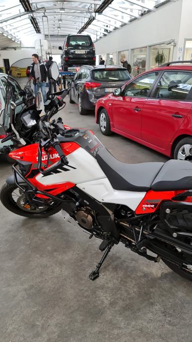 suzuki 1050 xt specs