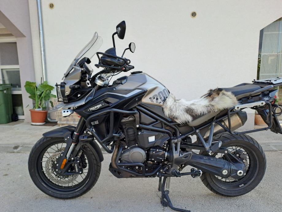 triumph tiger 1200 fuel economy