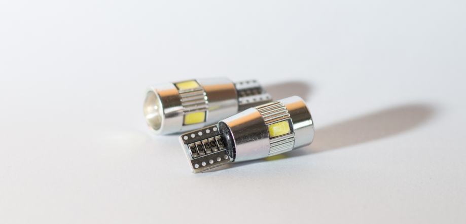 T10 LED 12V CANBUS 2 LAMPADINE MODELLO 8 SMD 5630 BIANCO LATTE NO Errore Canbus W5w - Foto 6