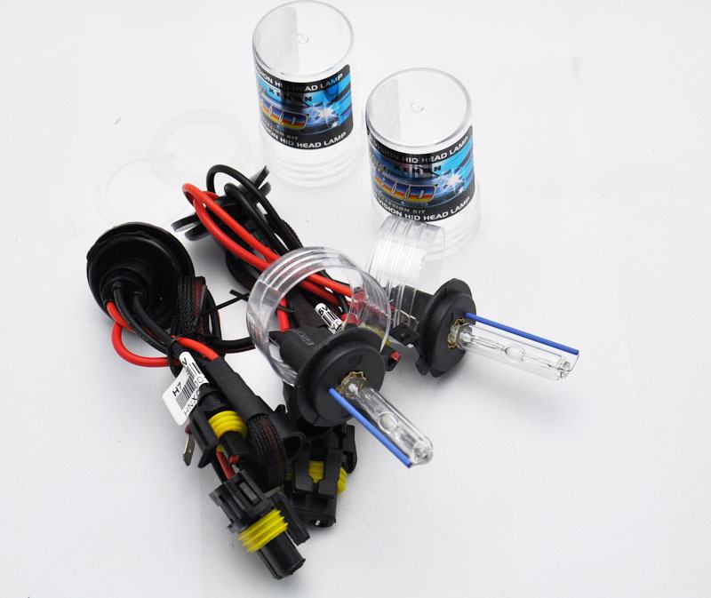 thumbnail image 2 of 2x 35W/55W HID Xenon Headlight Bulbs – Multiple Sizes & Color Temperatures (H1, H7, H11, Etc.) 2 of 4