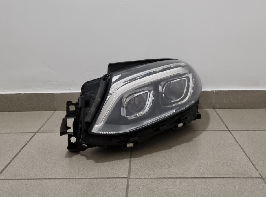 Mercedes GLE / W166 / 2015-2019 / Levi far / Full LED / Intelligent