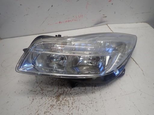 Cadre De Phare Avant Transparent Pour Opel Insignia A (2008-2013) - Remplace Les Références 13226782 Et 13226783 - En ABS