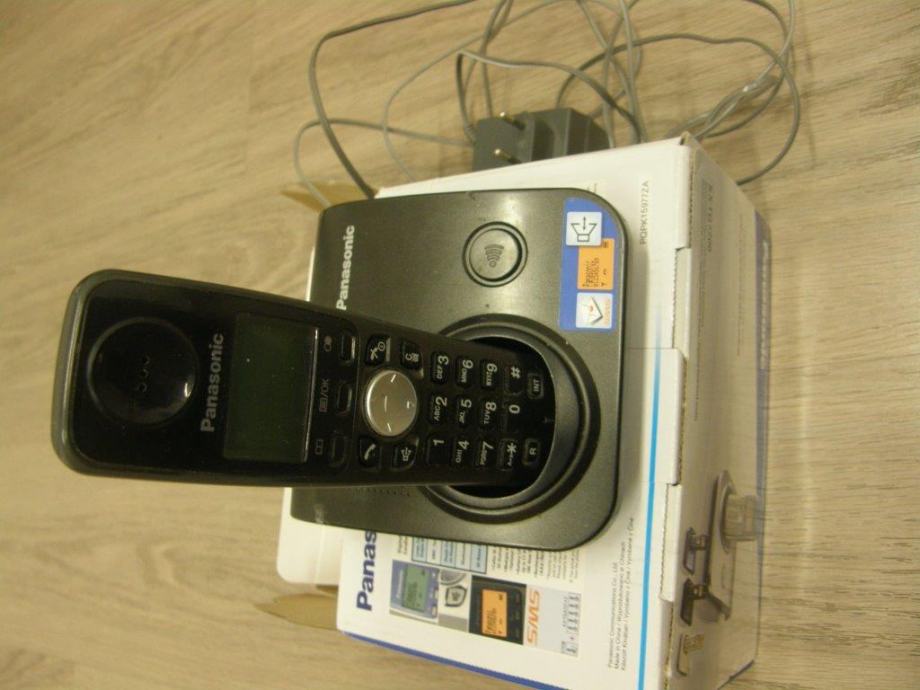 BEŽIČNI FIKSNI TELEFON PANASONIC KX-TG7200