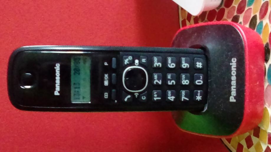Panasonic fiksni bežični telefon