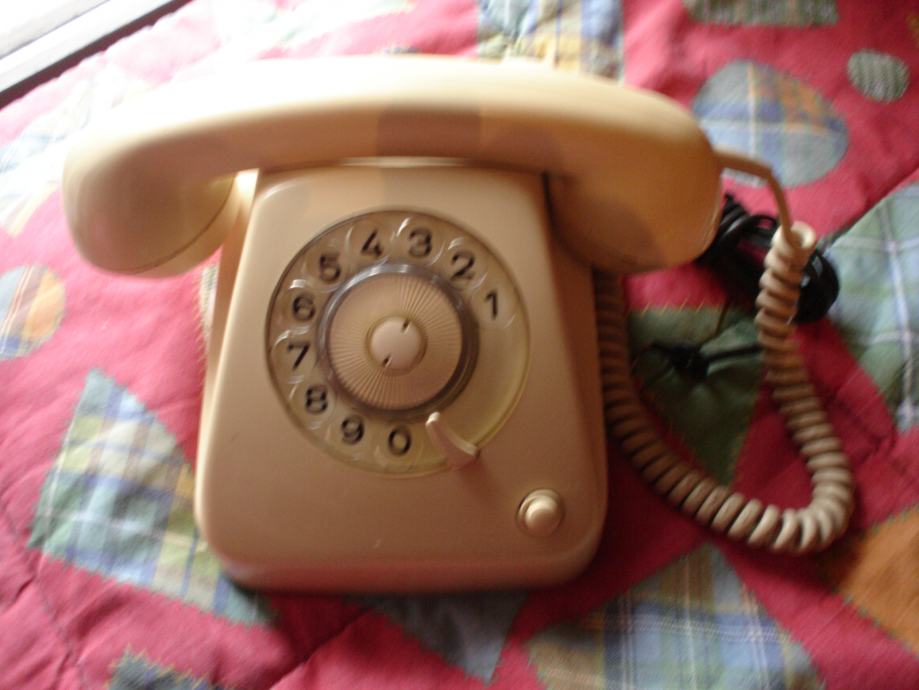 Telefon klasik