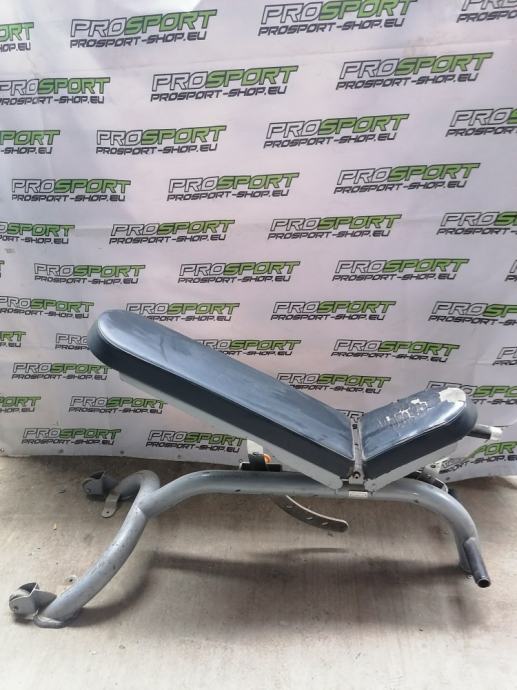 Body power adjustable bench