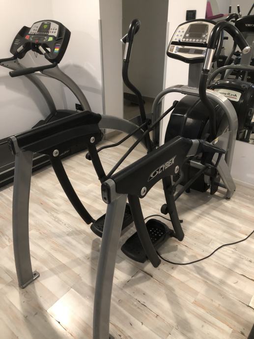 Cybex 610a Arc Trainer sprava za vježbanje