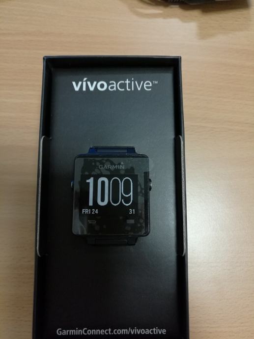 P: Fitness Smartwatch Gramin Vivoactive
