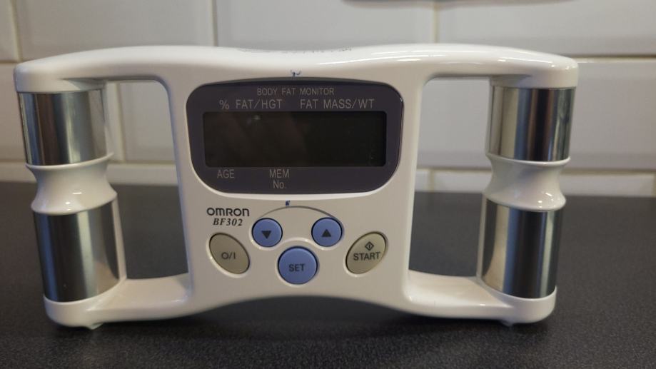 OMRON BF 302..BODY FAT MONITOR,MAGALAPO