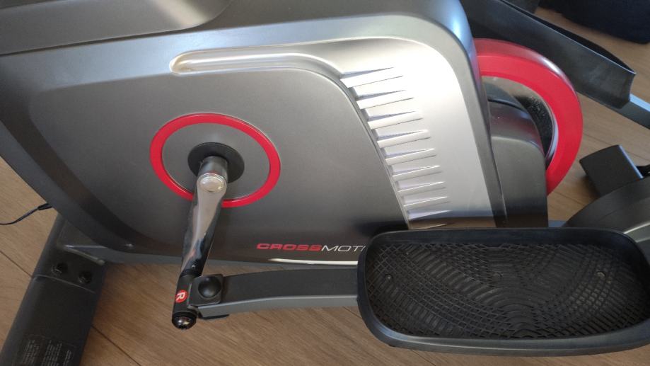 PRODAJE SE HAMMER CROSS MOTION BT