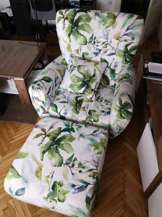 Fotelja i tabure - komplet