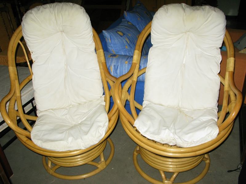 fotelje, stolice od bambusa