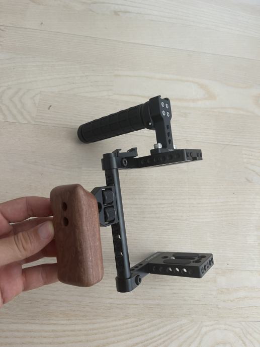 DSLR Cage with handle