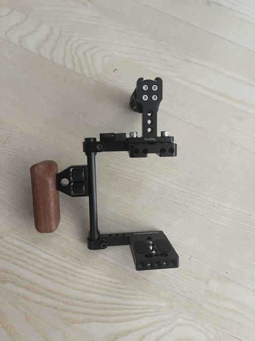 DSLR Cage with handle