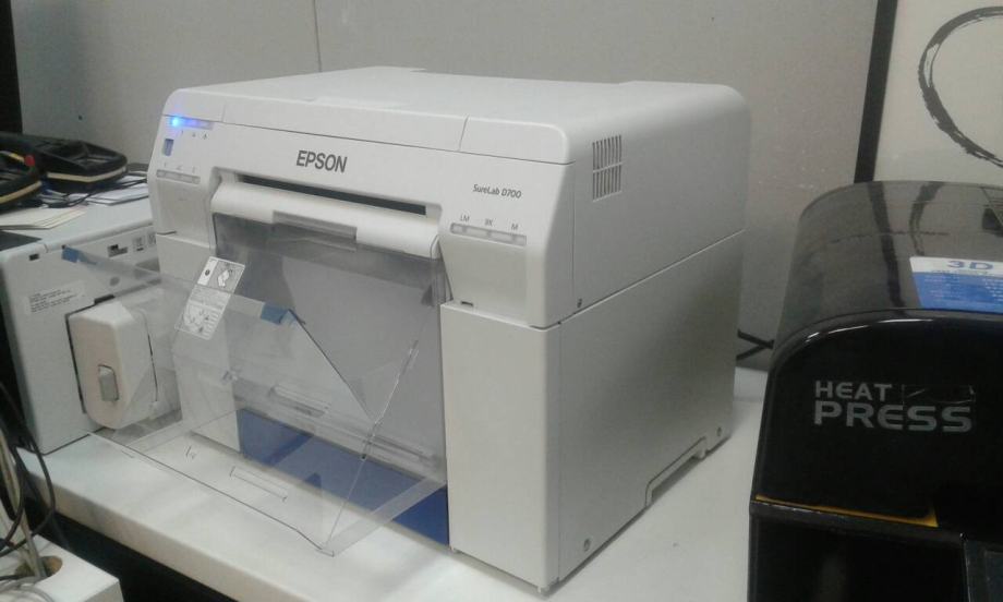 epson surelab D700 foto printer