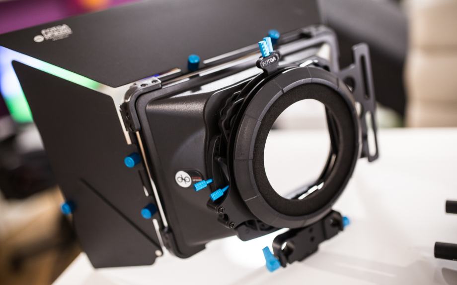 FOTGA DP3000 M2 Follow Focus Con Hard Stop A/B – Per DSLR, BMPCC, GH5, 5D, A9 – Montaggio Su Asta 15mm, Senza Gioco