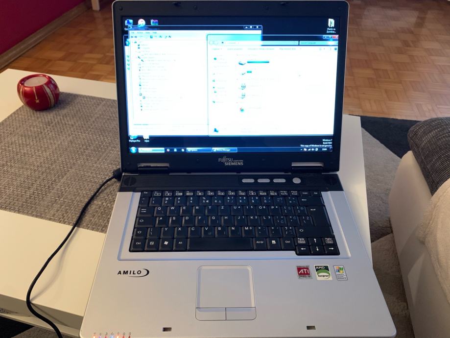 Laptop Siemens (Fujitsu) Amilo A1650G